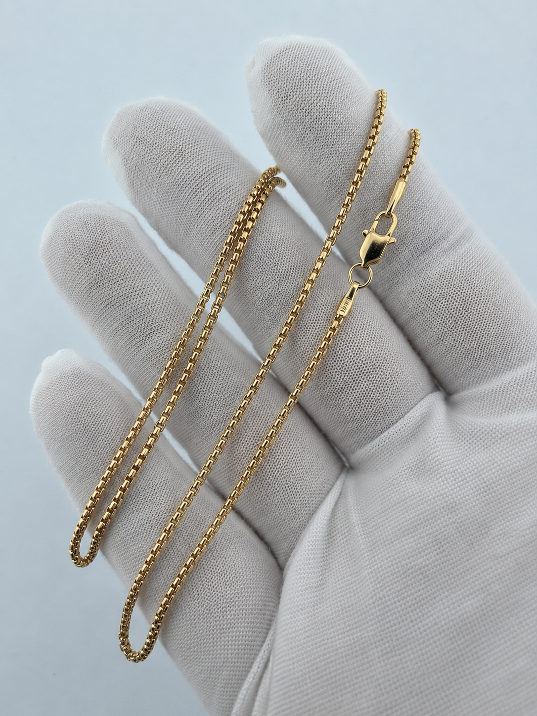 SHJ Topanga - 18" 14K Yellow Gold Rounded Box Chain